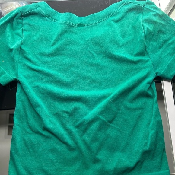Green crop top - Picture 1 of 2